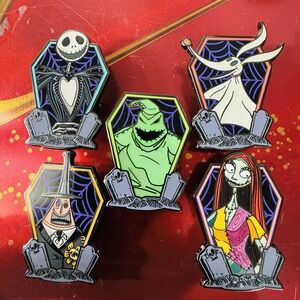 FiGPiN Disney NBC Mystery 5 Pin GLOW Set Jack Sally Mayor Zero HYPER RARE Oogie